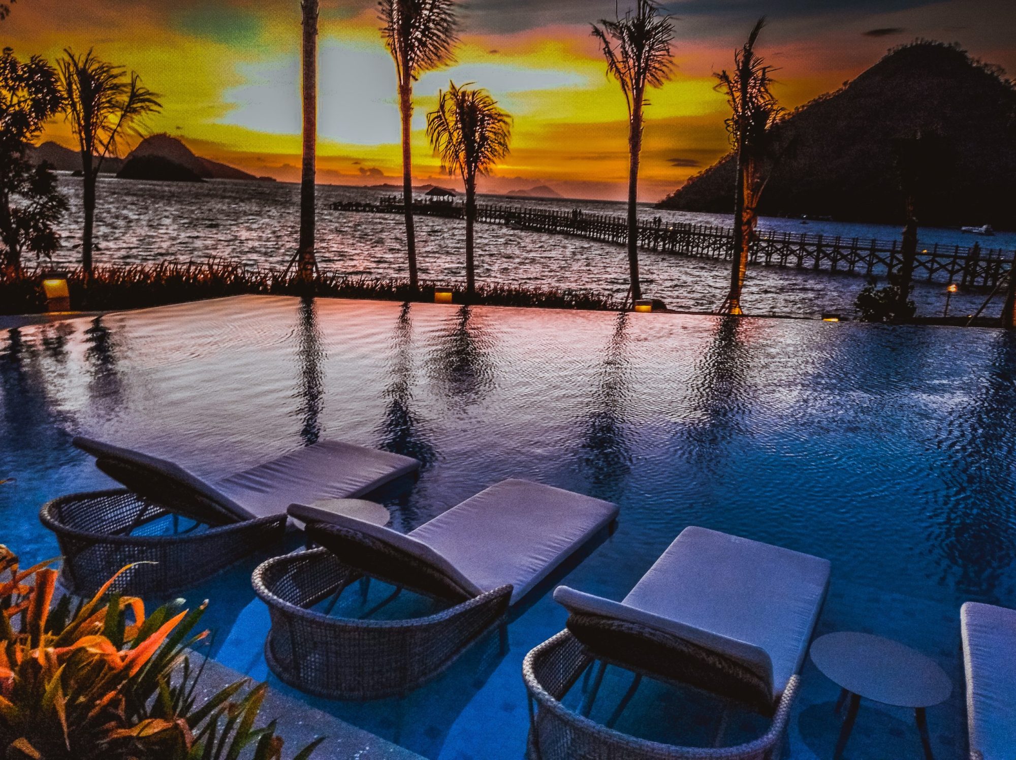 Komodo's best luxury hotel: Sunset view