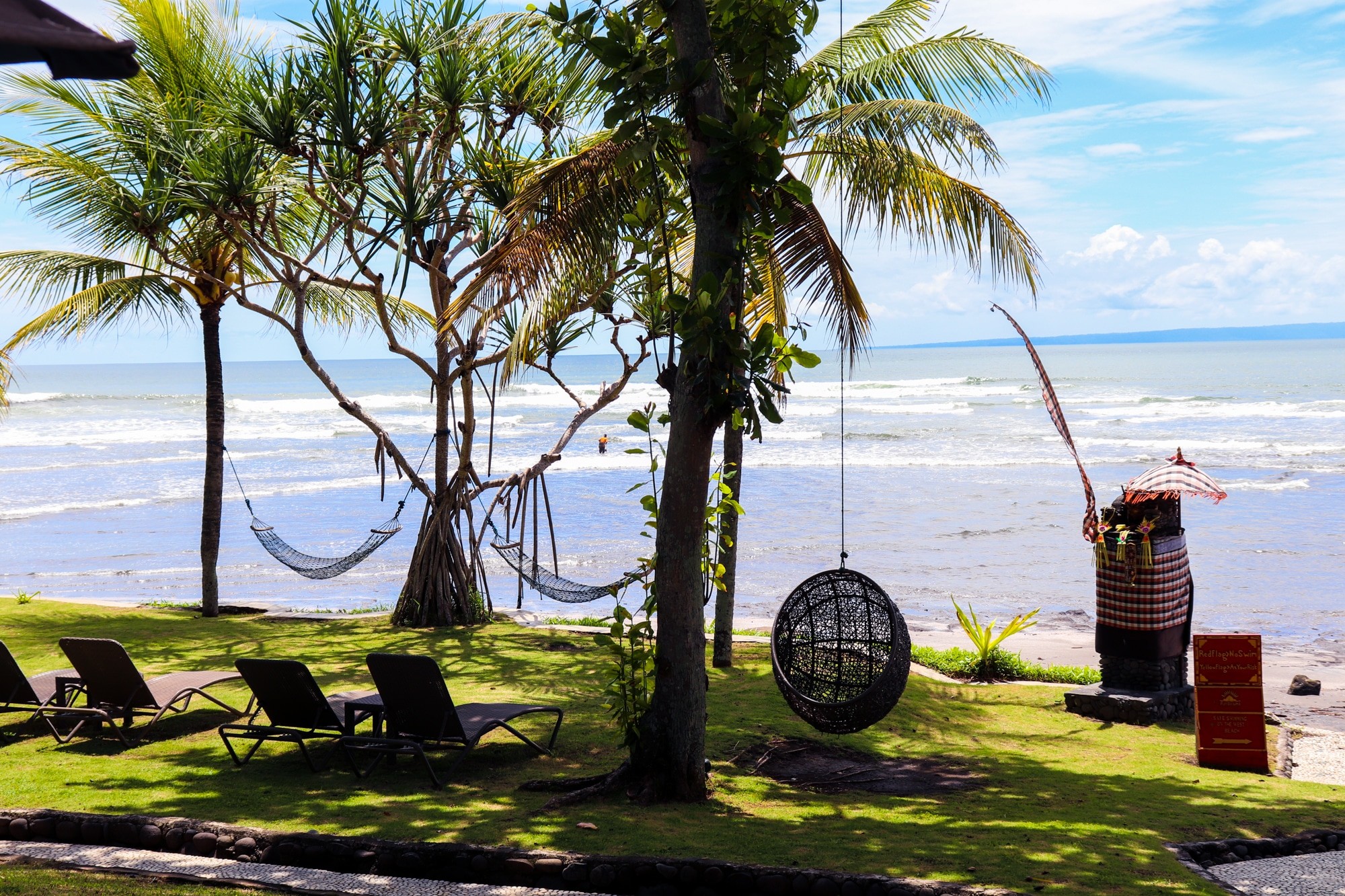 West Bali Beach hotel puri dajuma
