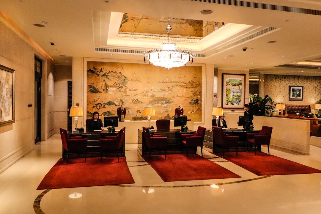 St Regis Singapore hotel review - Lobby