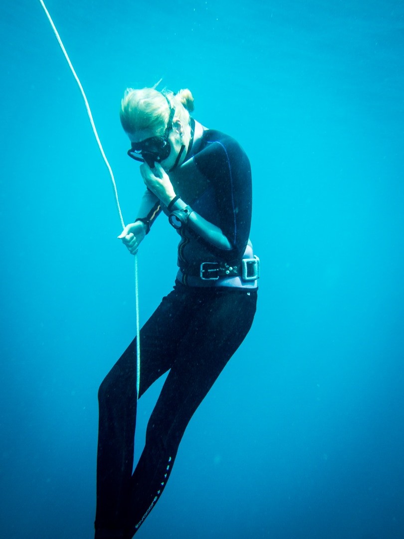 Defeating my fear of free diving with the free diving certification course