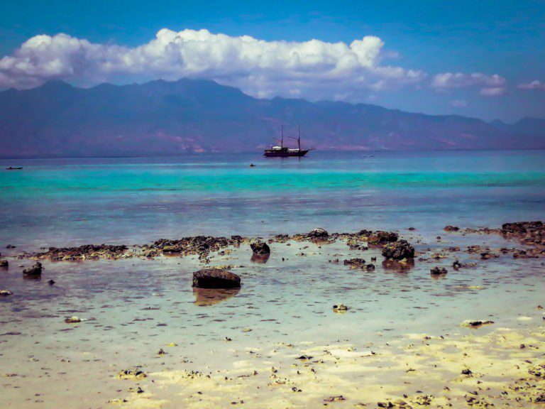 Ilike liveaboard review: Diving Beyond Komodo. A liveaboard Journey from Komodo to Maumere Komodo to Maumere liveaboard ilike