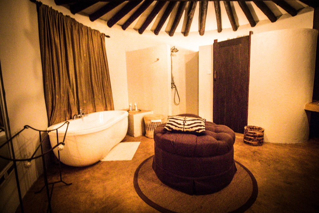 Emakoko safari Nairobi Kenya review bathroom