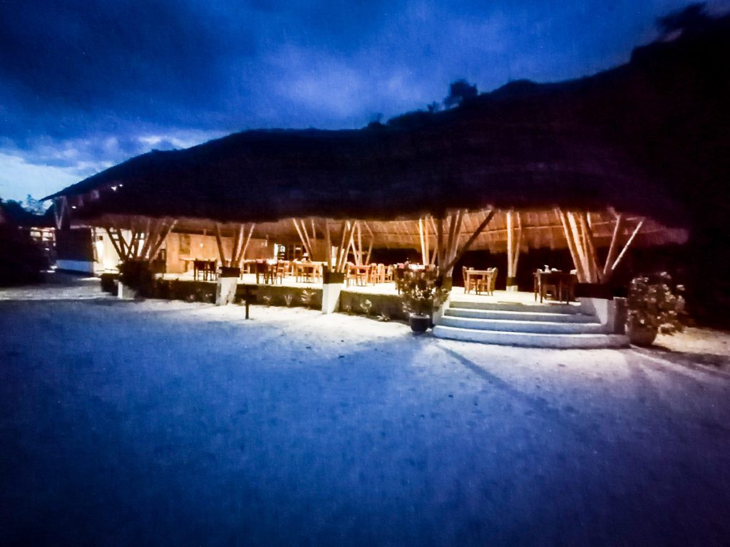 Komodo resort review restaurant