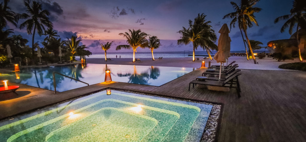 Maldives Maafushivaru resort review pool