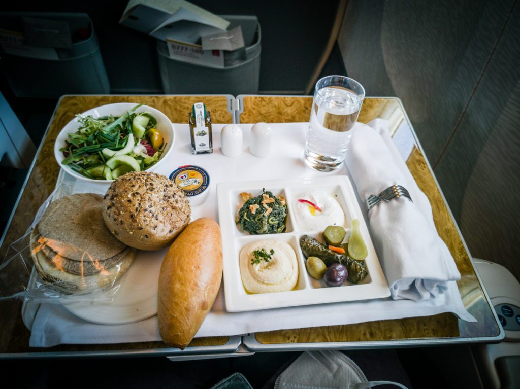 Emirates food in Business class 