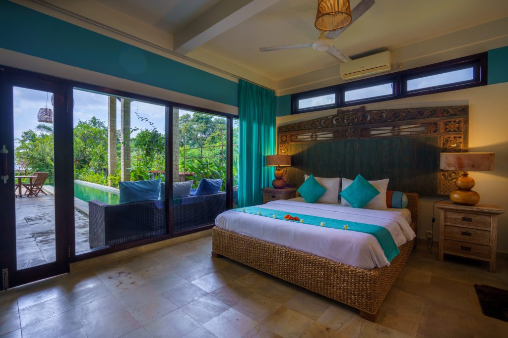 beachfront villa rental lovina review bedroom