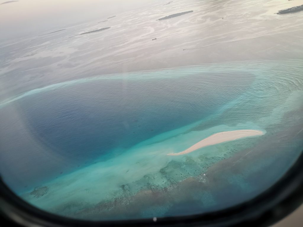 aa atoll flight