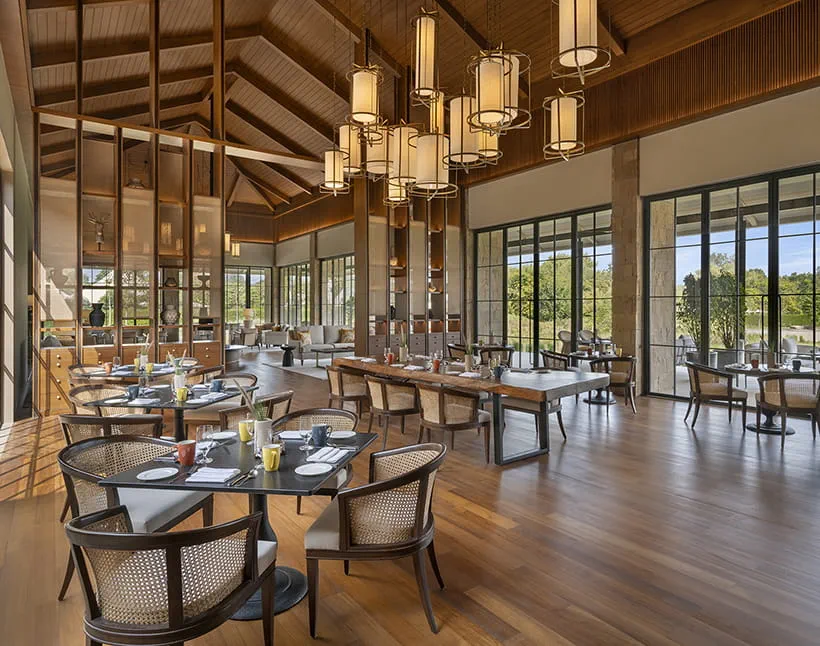 The Dining Room at The Oberoi Vindhyavilas Wildlife Resort, Bandhavgarh