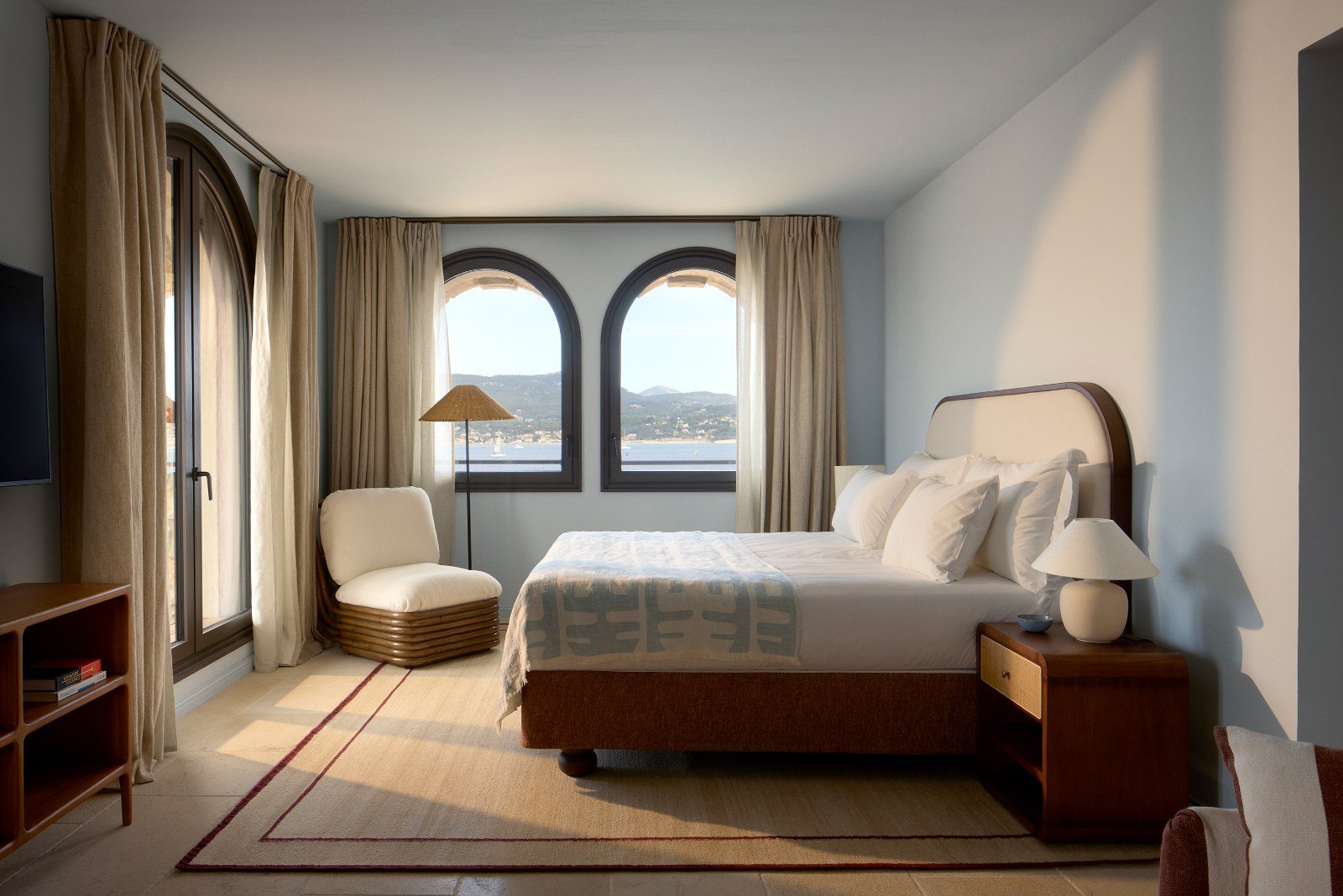 Delos suite interior at Zannier Île de Bendor with 1960s Riviera style