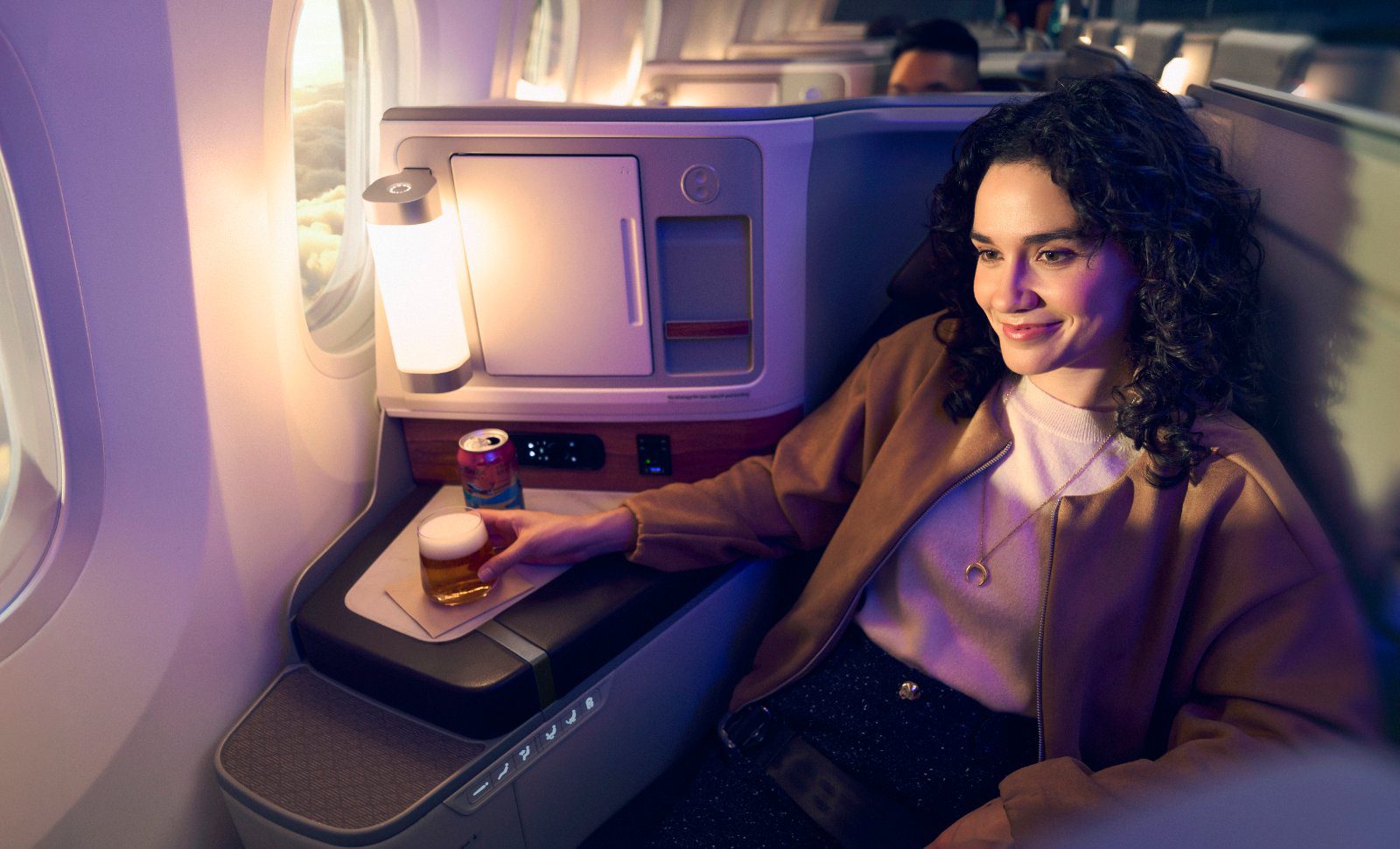 Alaska Airlines Boeing 787-9 international business class cabin in a 1-2-1 layout