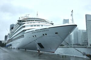 Mitsui Ocean Sakura exterior moored at Yokohama