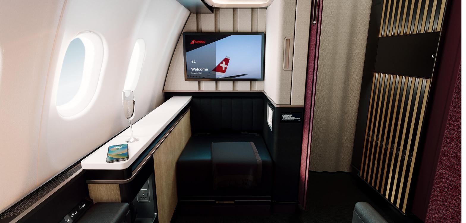 SWISS Senses First single suite showing the large screen, side ledge and closing door