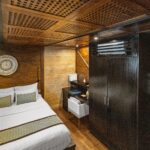 Scubaspa Zen cabin with double bed and large wardrobe