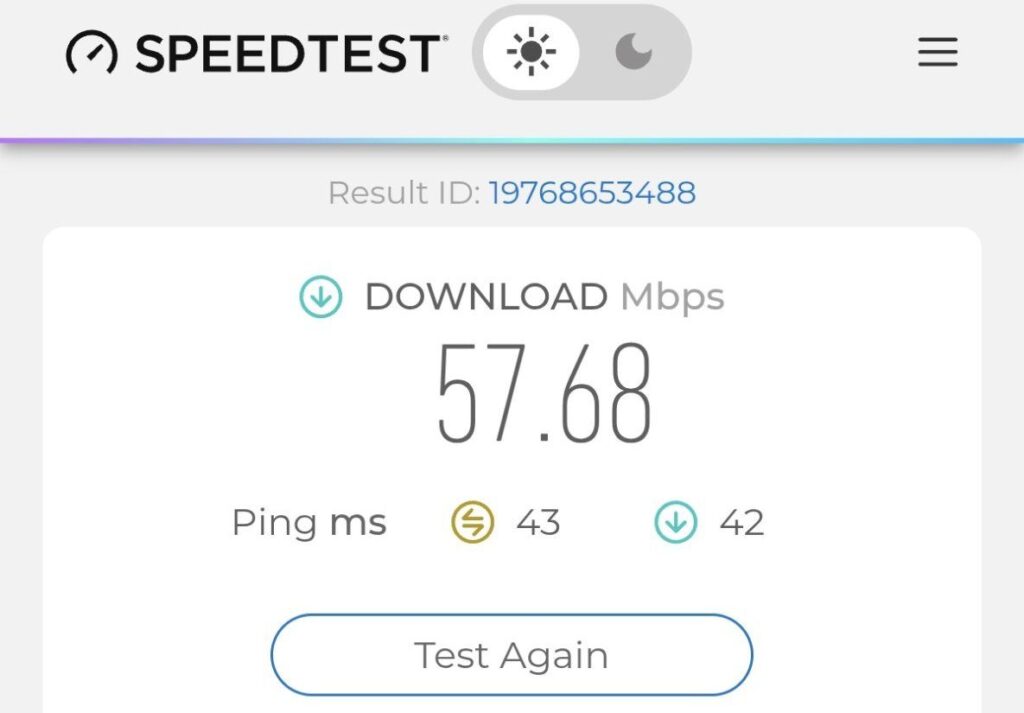 Speedtest result on the Scubaspa Zen Starlink Wi-Fi in the open Banda Sea: 57.68 Mbps download, 42–43 ms ping