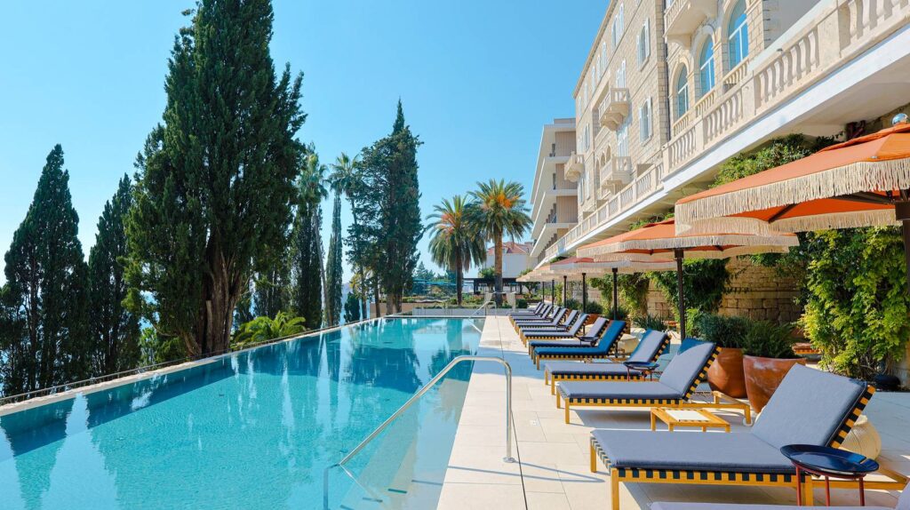 Villa Argentina Dubrovnik outdoor pool overlooking the Adriatic